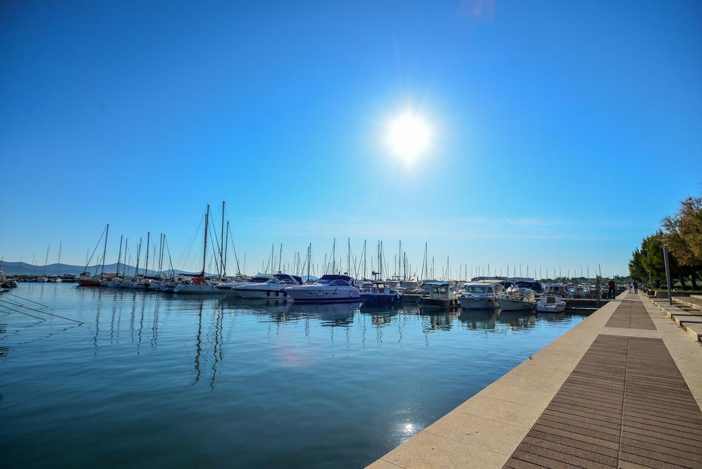 Villa Benelux Zadar Bagian luar foto
