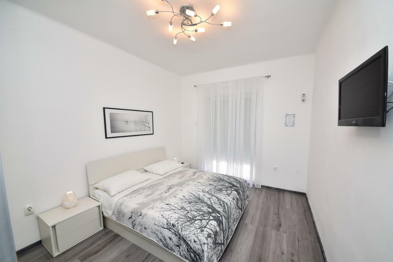 Villa Benelux Zadar Bagian luar foto