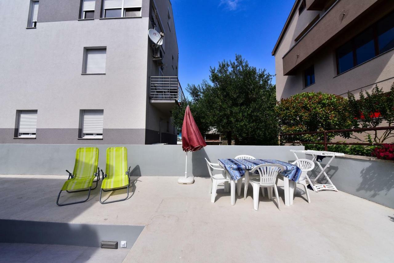 Villa Benelux Zadar Bagian luar foto